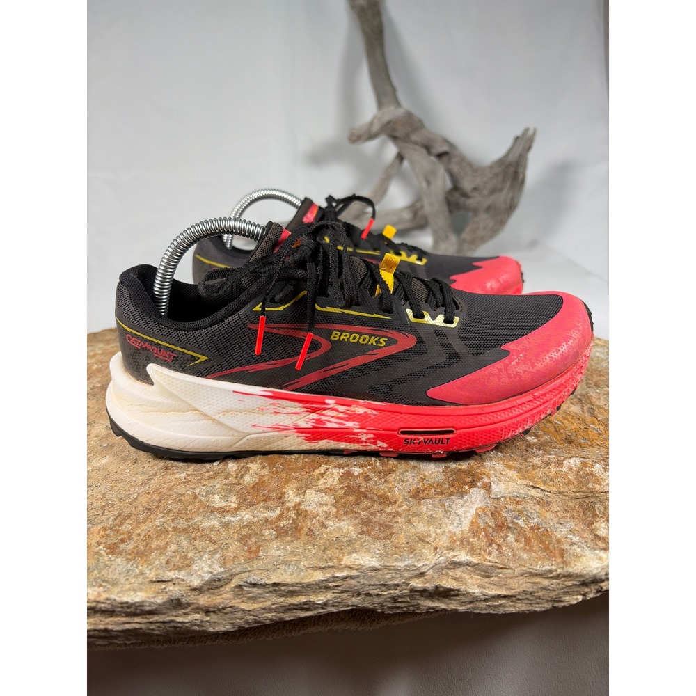 Brooks Catamount 3 Trail Running Shoes Black Red Yellow 1204051B007 Womens 10
